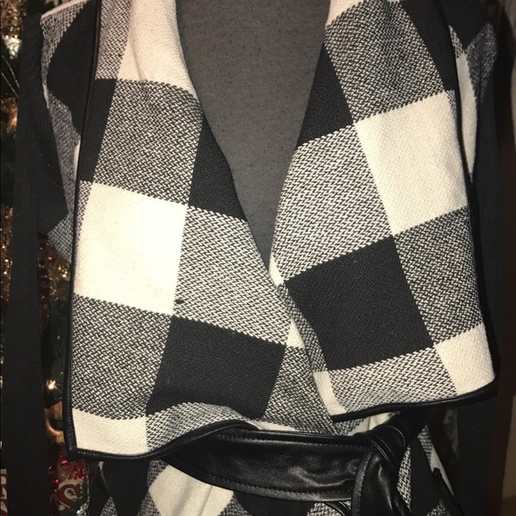 NWOT Sweater Jacket with Vegan Leather Trim Large - Picture 2 of 4